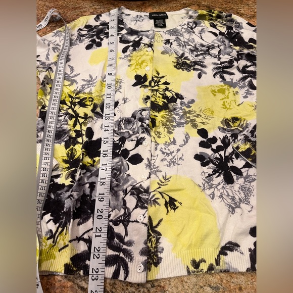 Lord & Taylor Abstract Pattern Fall Cardigan, Size XL - Picture 10 of 12